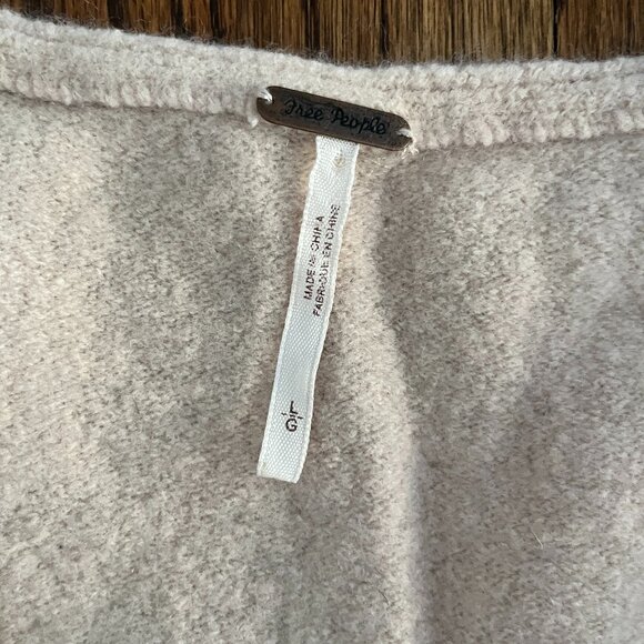 Free People Women's Wool-blend 3/4 sleeve V-Neck Blush Pink Sweater Large - Picture 7 of 7